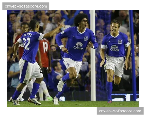 “曼联客场1-0小胜埃弗顿，全场仅3次射正却带走关键三分”