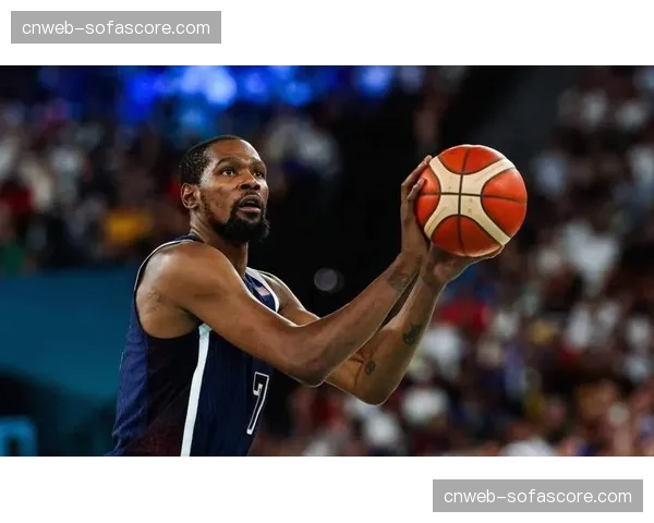 人物聚焦：勇士队老将追梦·格林季后赛防守沟通效率仍居联盟前列